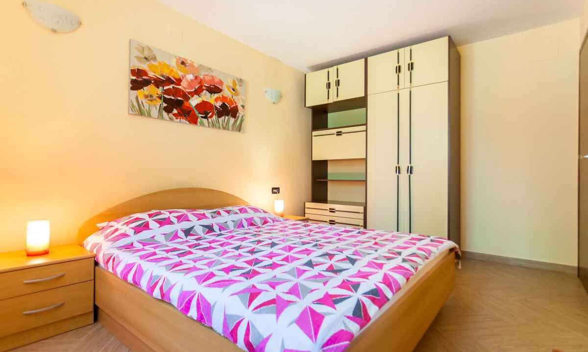 Photo of Bedroom in Porat