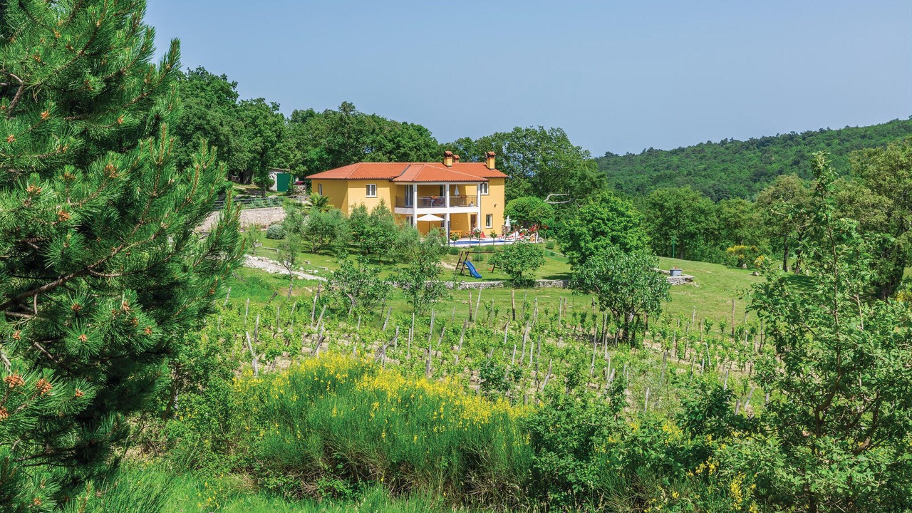 Photo of Outdoor in Rogocana