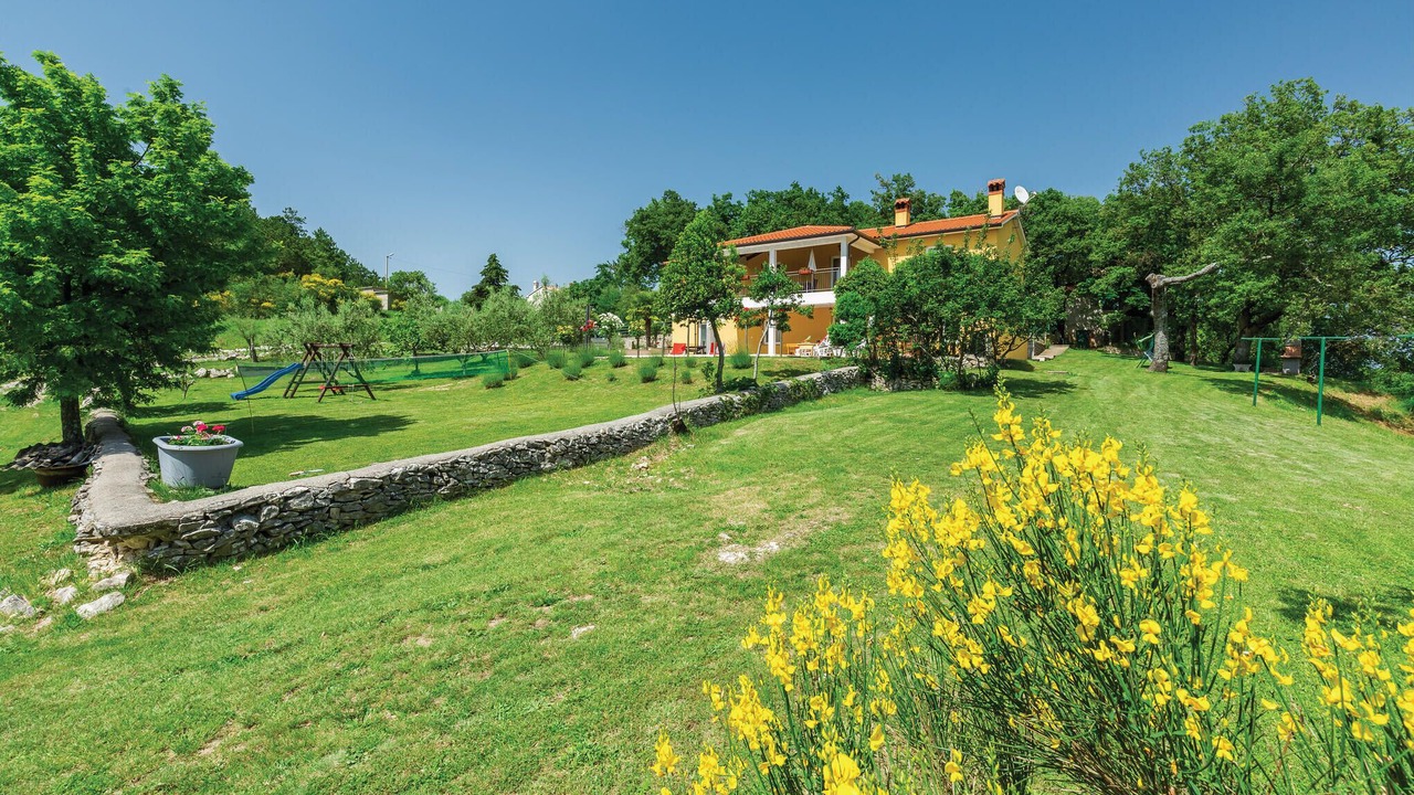Photo of Outdoor in Rogocana