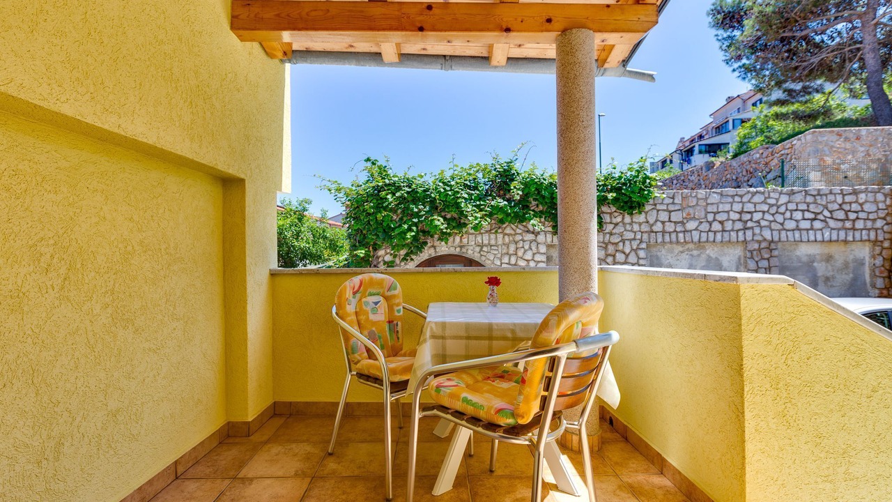 Photo of Outdoor in Cove Murtar