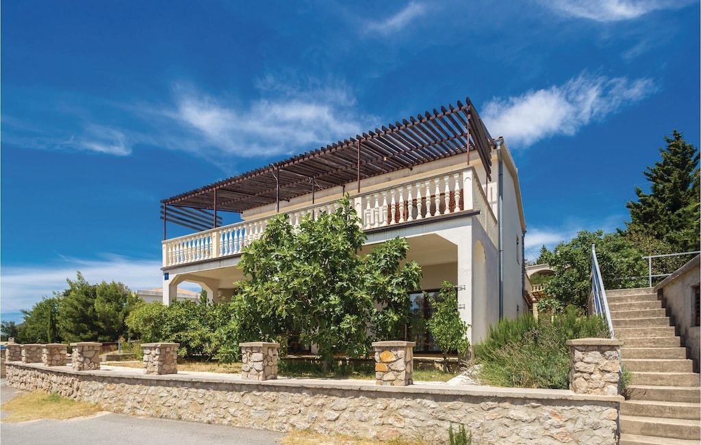 Photo of Buildings in Baric Draga