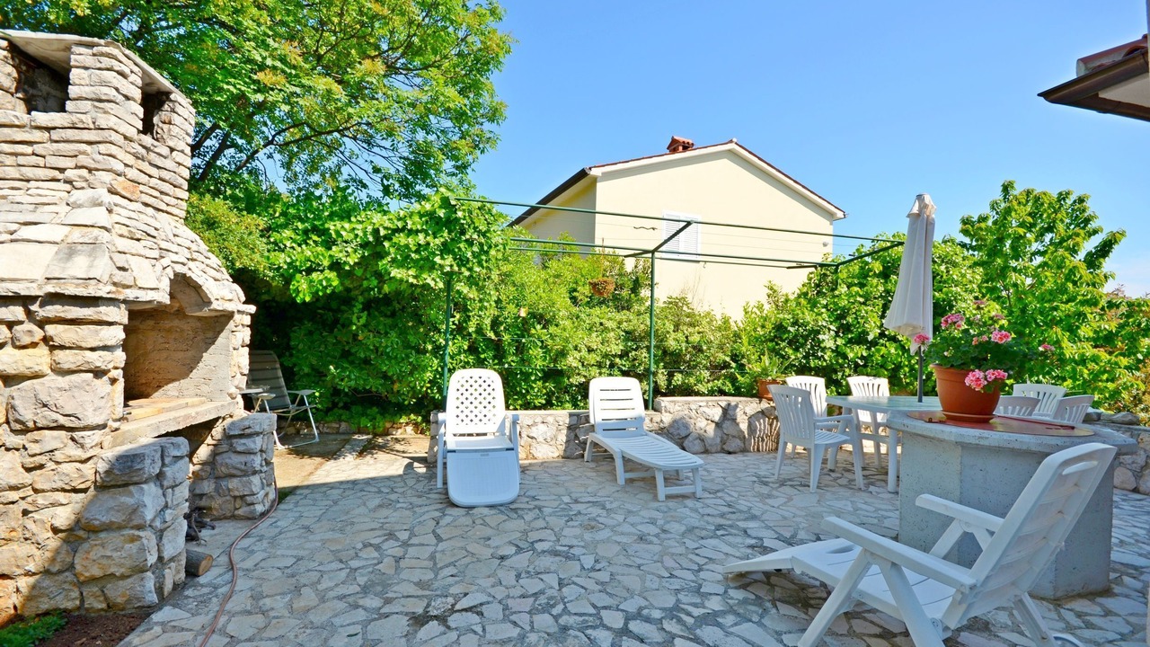 Photo of Outdoor in Ravni