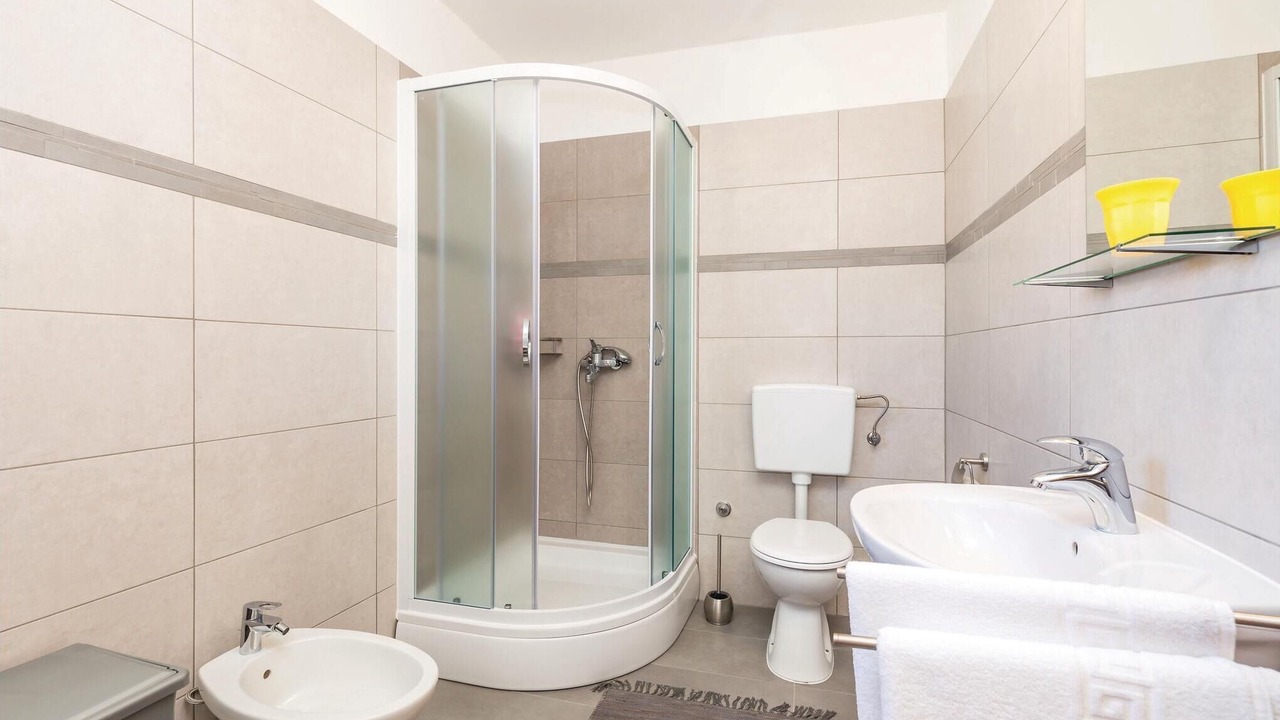 Photo of Bathroom in Rab