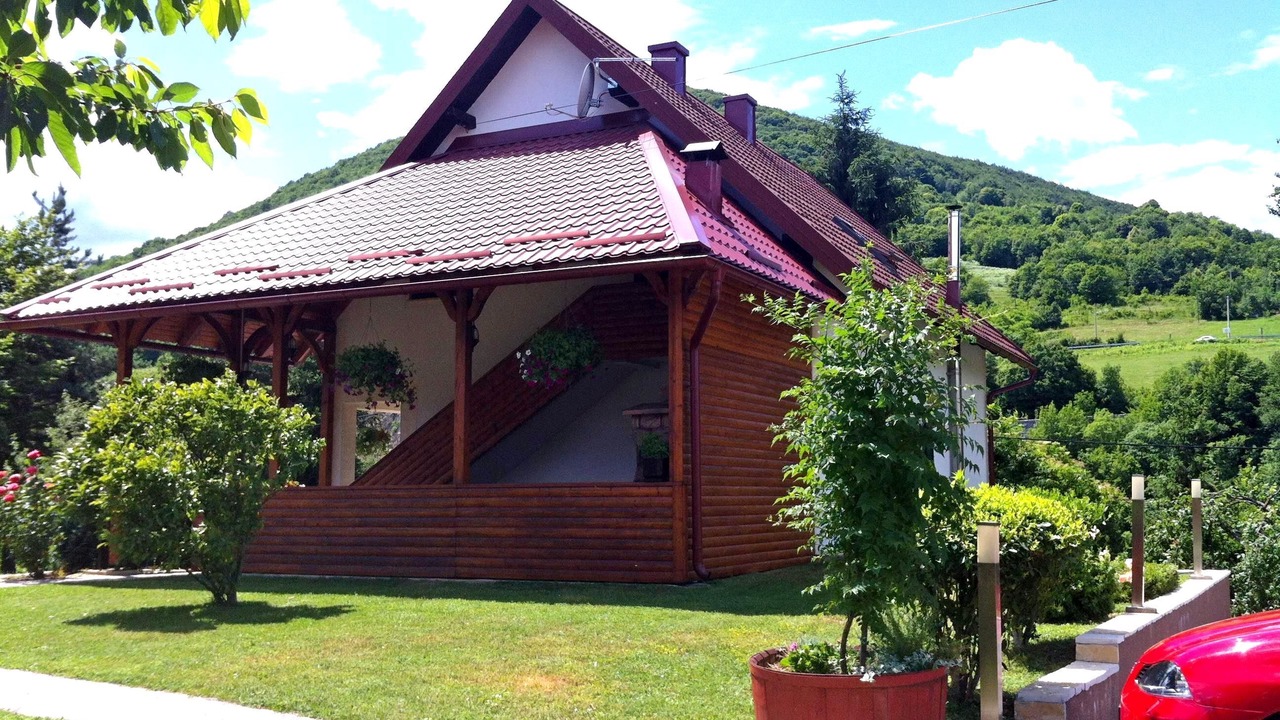 Photo of Outdoor in Catrnja