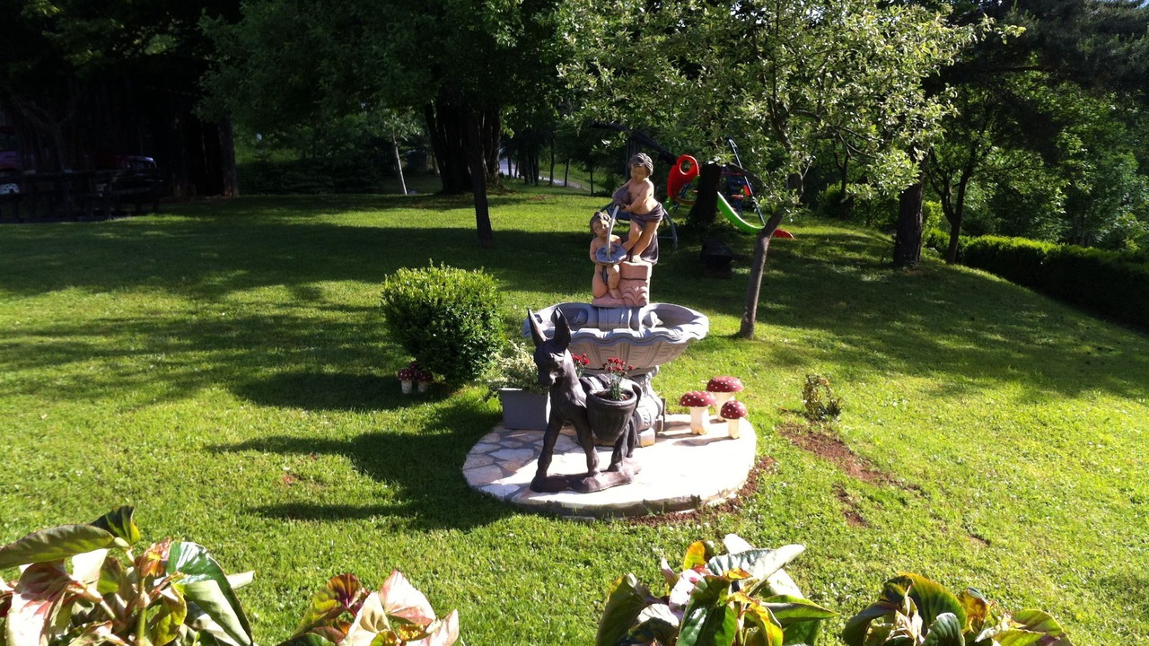 Photo of Outdoor in Catrnja