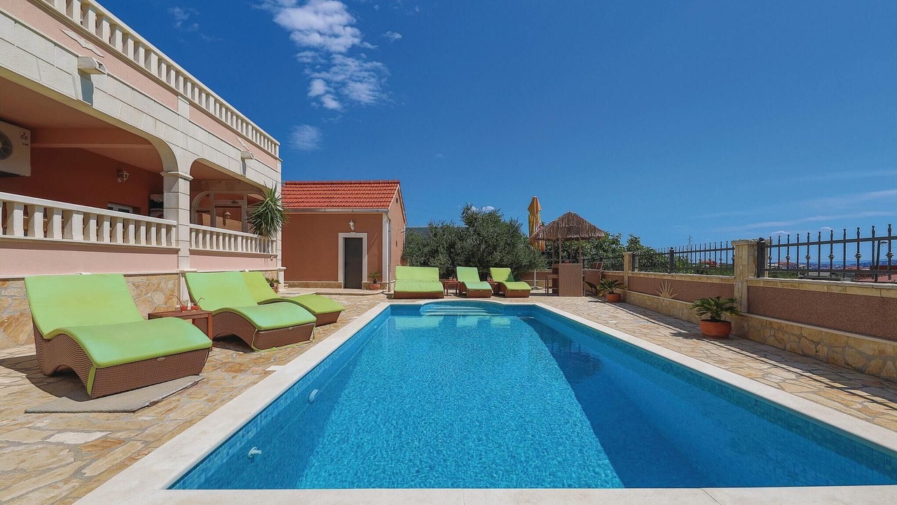 Photo of Outdoor in Kastel Sucurac