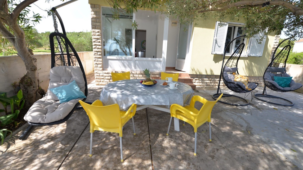 Photo of Outdoor in Banj