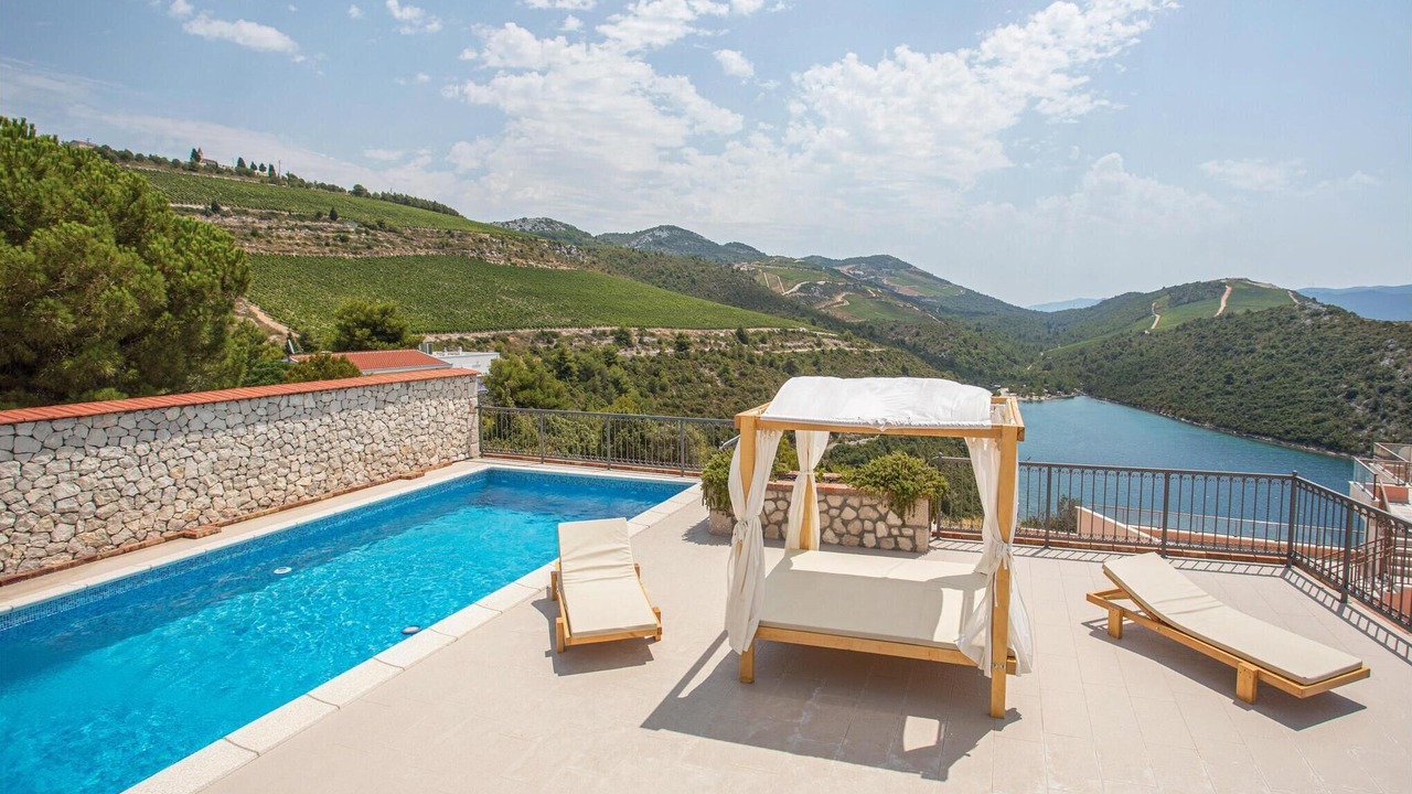 Photo of Outdoor in Kremena