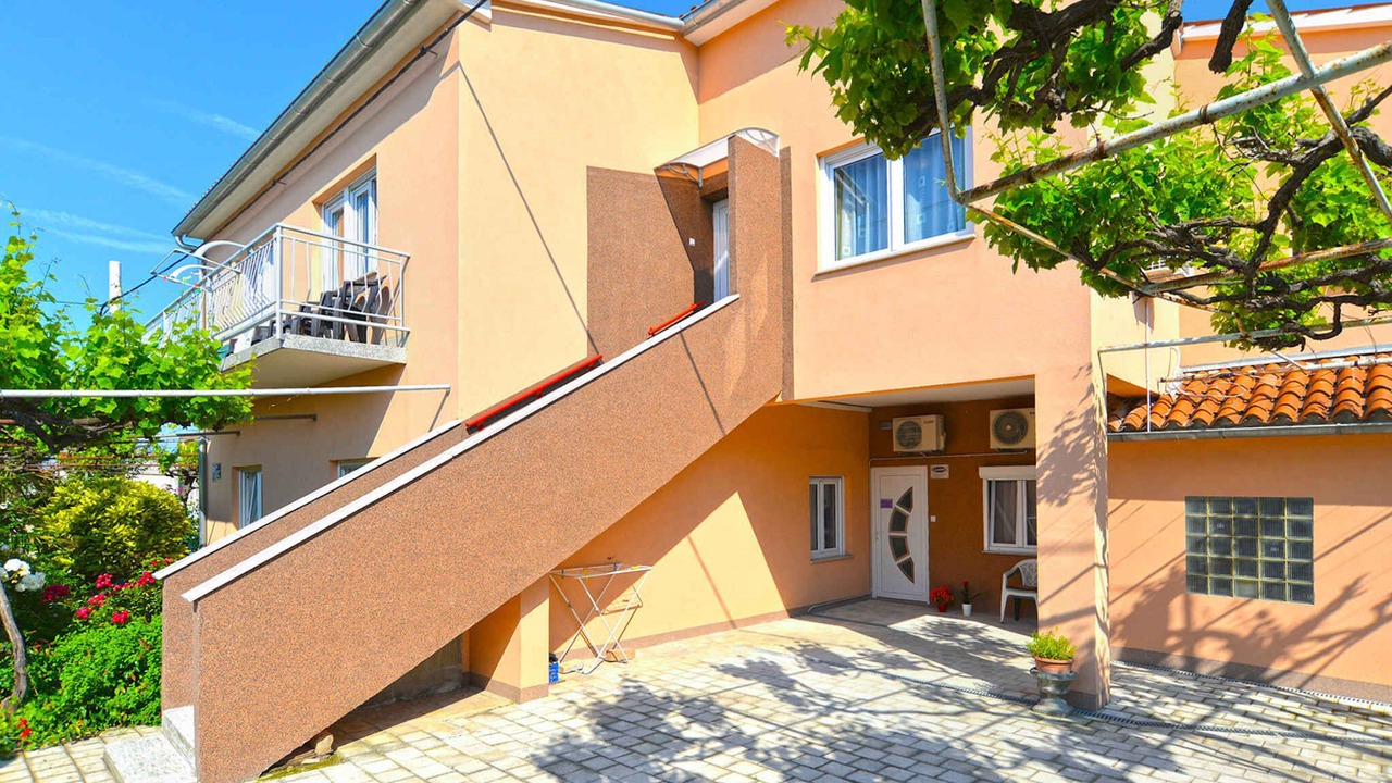 Photo of Outdoor in Valbandon