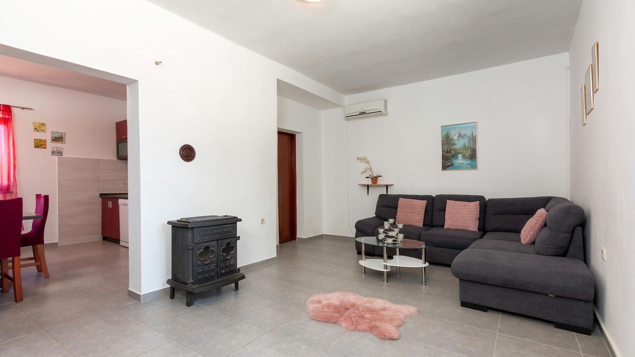 Photo of Bedroom in Sikici