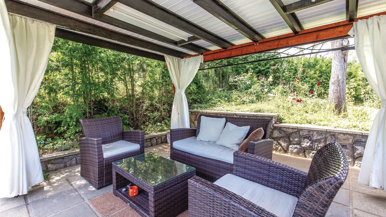 Photo of Patio Balcony in Presika