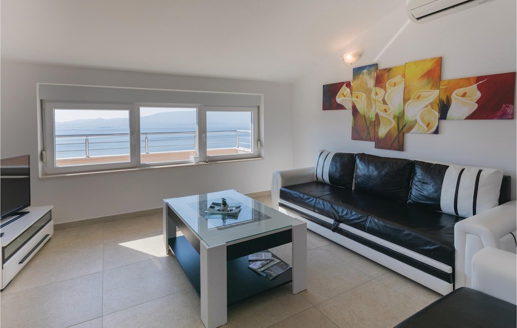 Photo of Livingroom in Duba