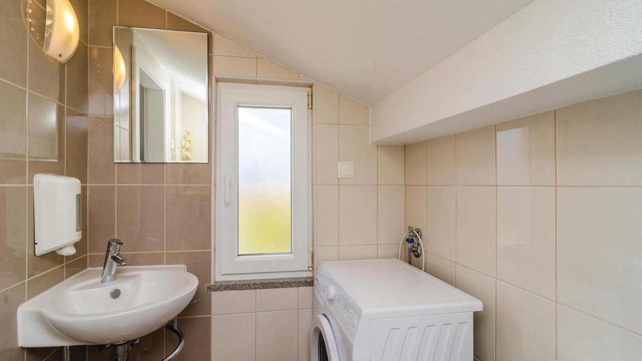 Photo of Bathroom in Blace