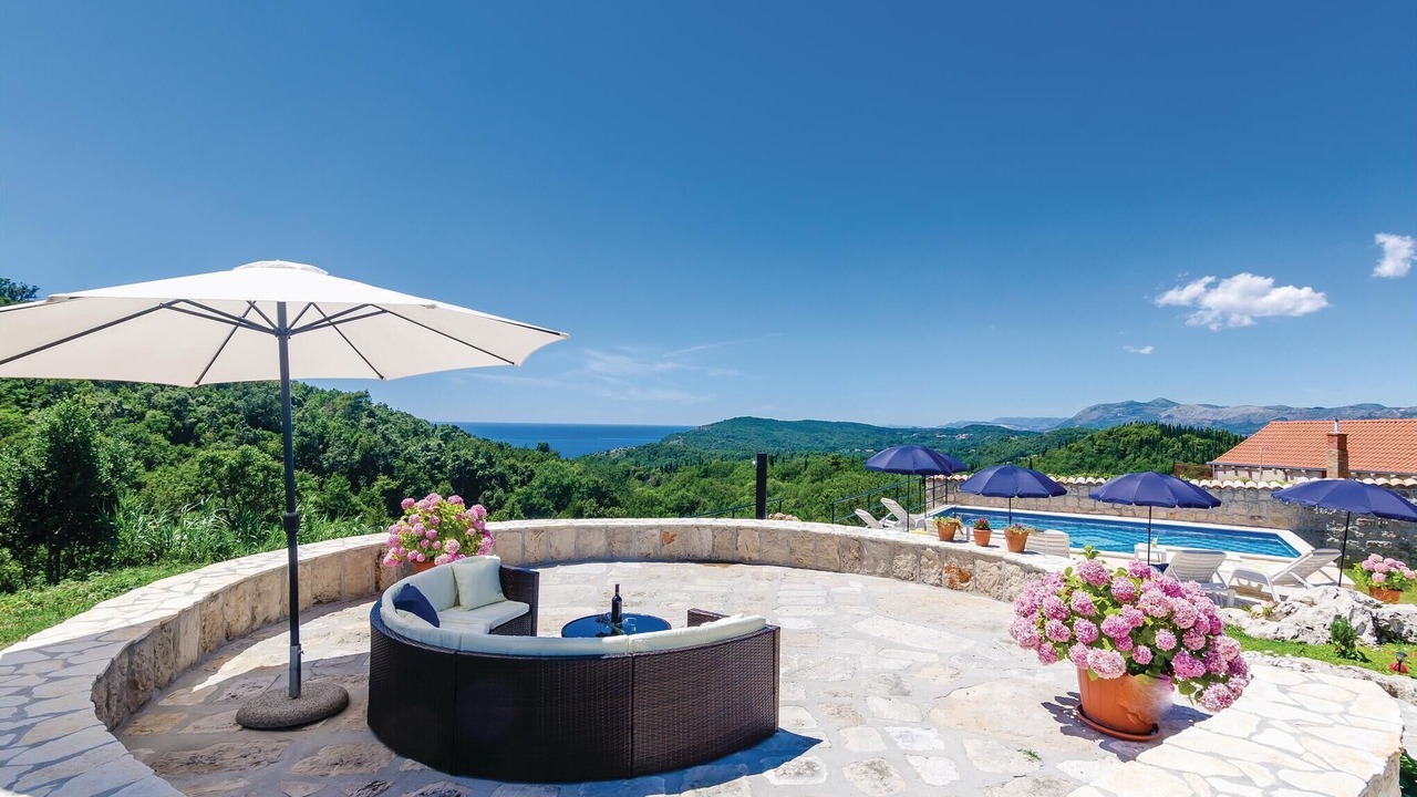 Photo of Outdoor in Popovici