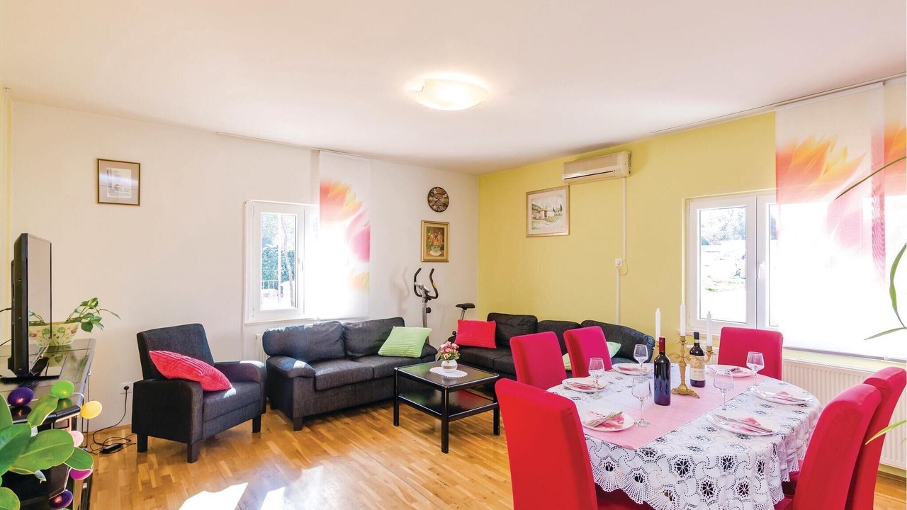Photo of Bedroom in Popovici