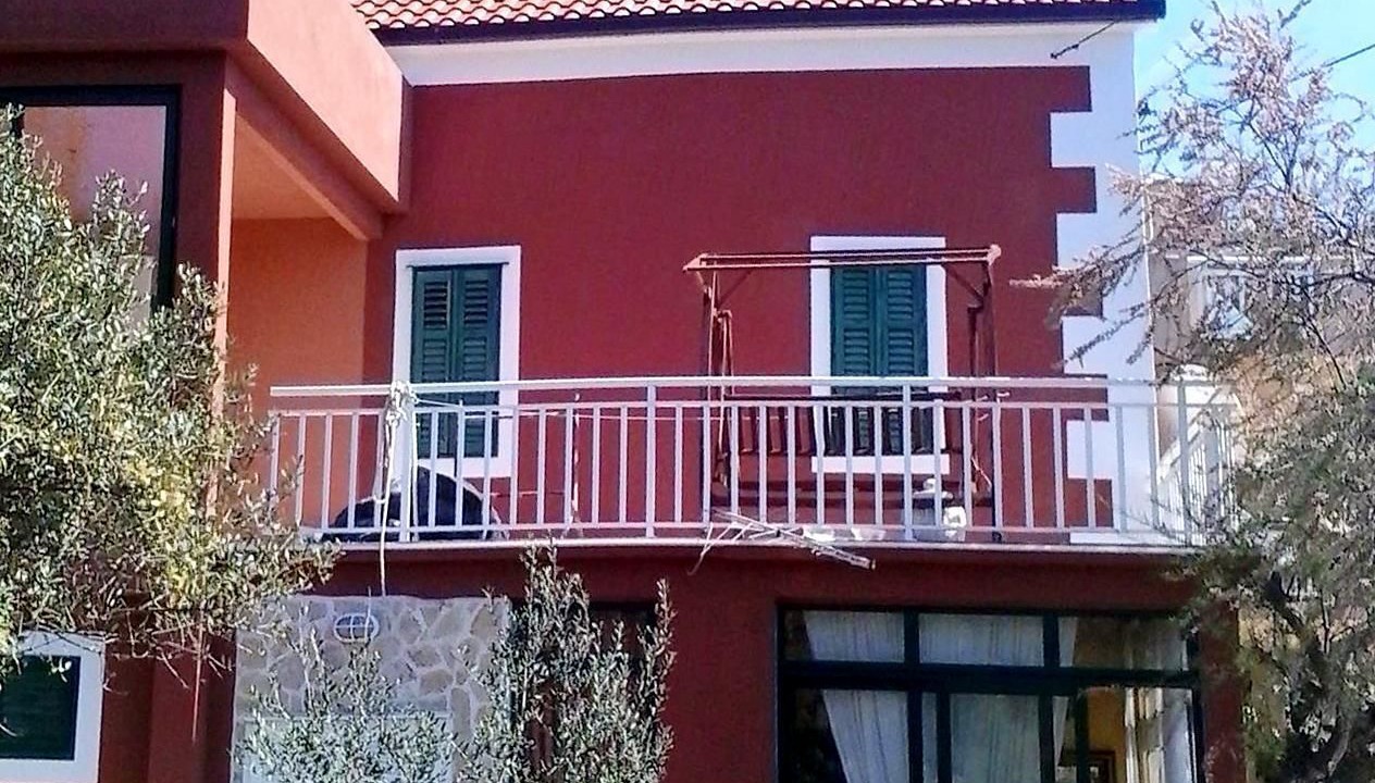 Photo of Outdoor in Blace