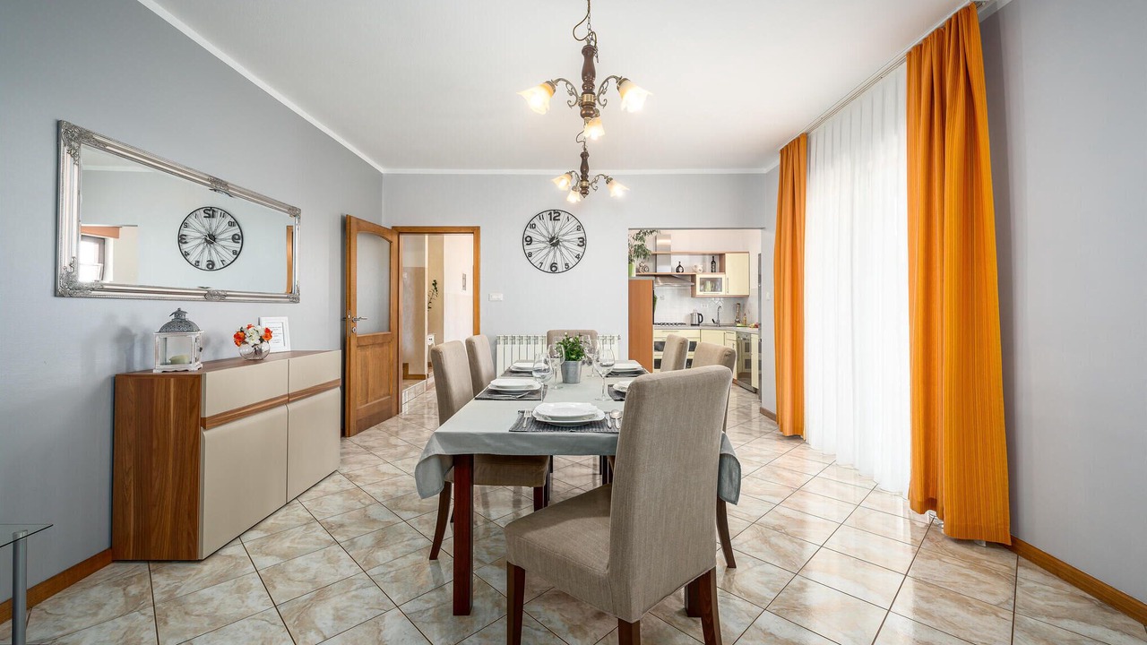 Photo of Bedroom in Tinjan