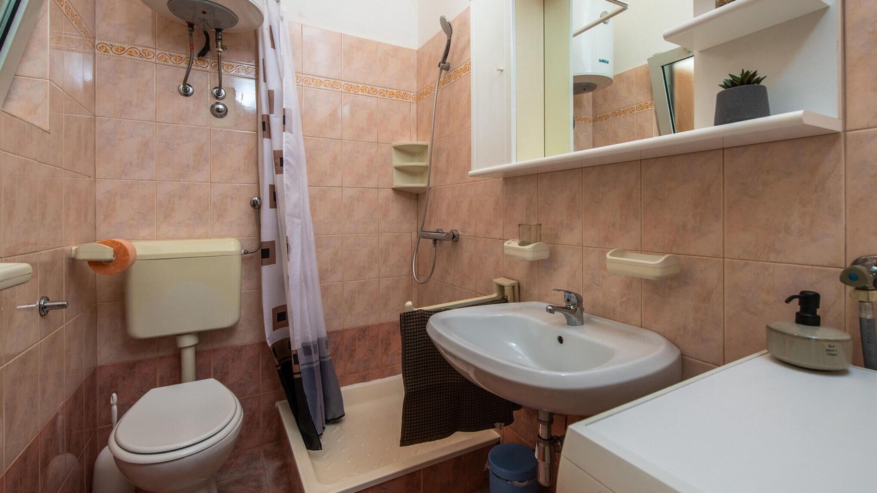 Photo of Bathroom in Kavran