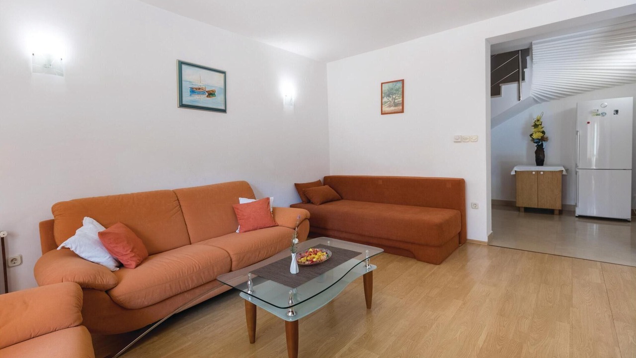 Photo of Bedroom in Duba