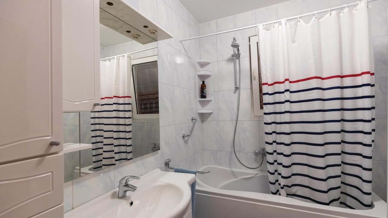 Photo of Bathroom in Duba