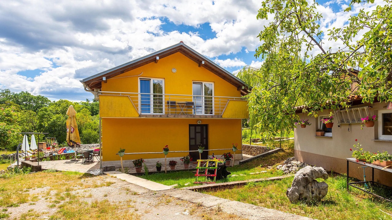 Photo of Outdoor in Sarsoni
