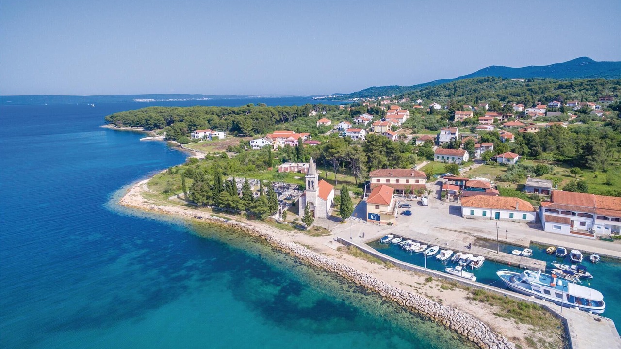 Photo of Others in Zdrelac