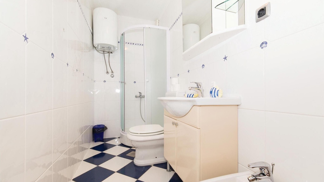 Photo of Bathroom in Okrug Donji