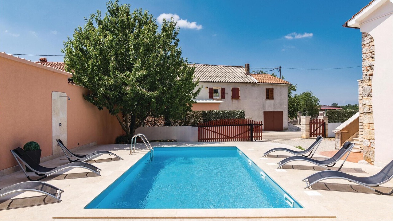 Photo of Outdoor in Zabrezani