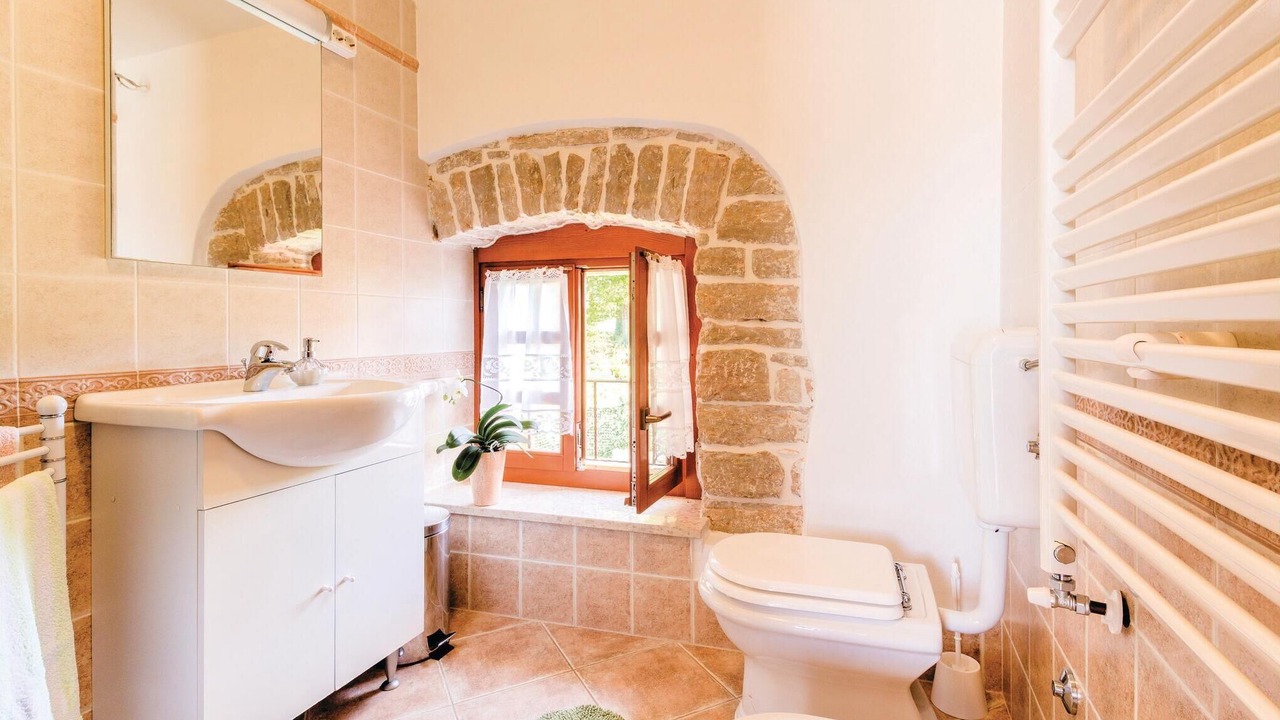 Photo of Bathroom in Zabrezani