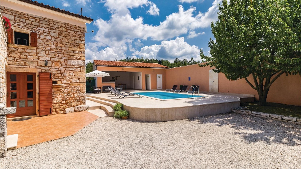 Photo of Outdoor in Zabrezani