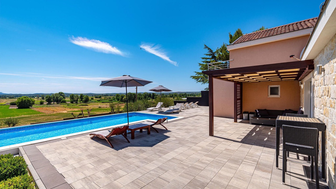 Photo of Outdoor in Kakma
