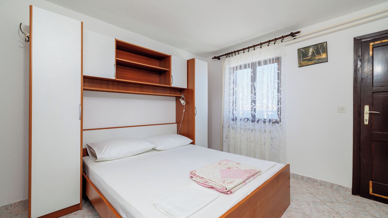 Photo of Bedroom in Vratarusa