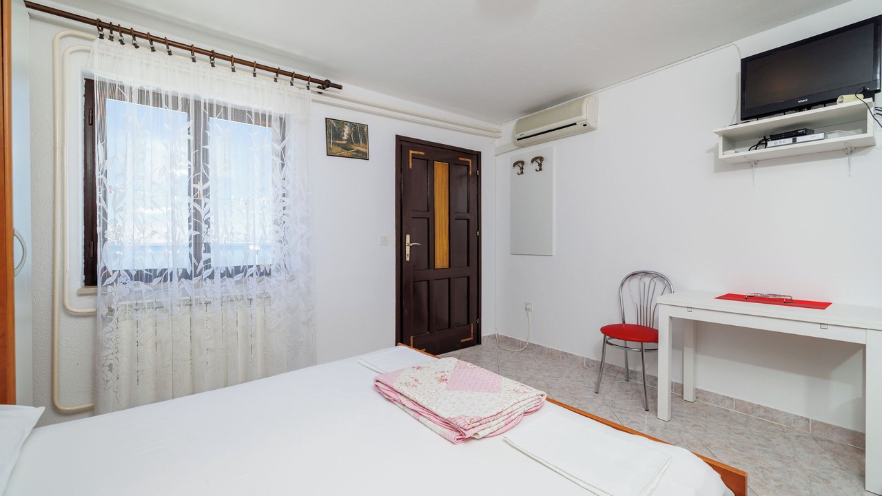 Photo of Bedroom in Vratarusa