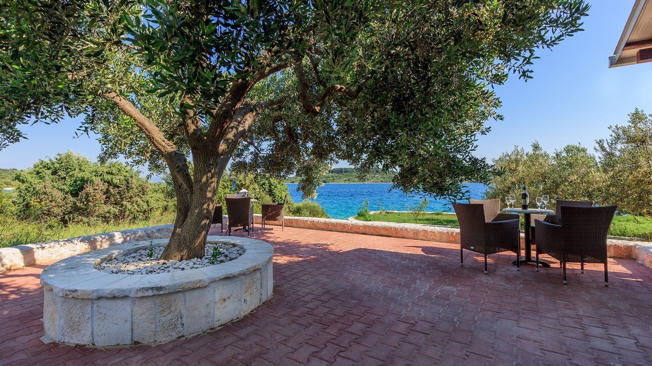 Photo of Outdoor in Okrug