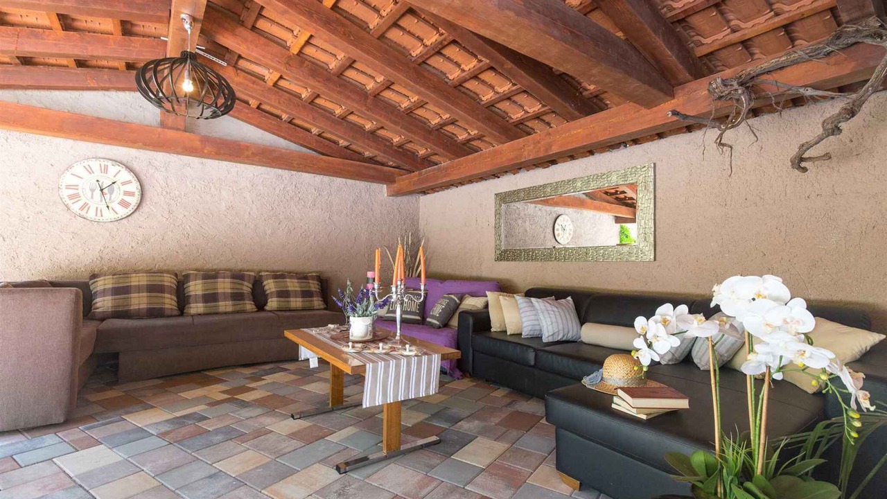 Photo of Livingroom in Milcetici