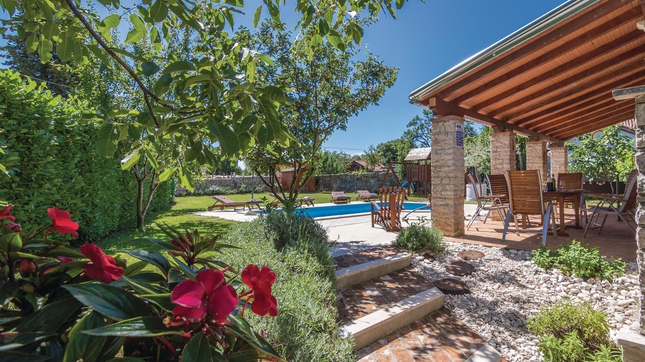 Photo of Outdoor in Cabrunici