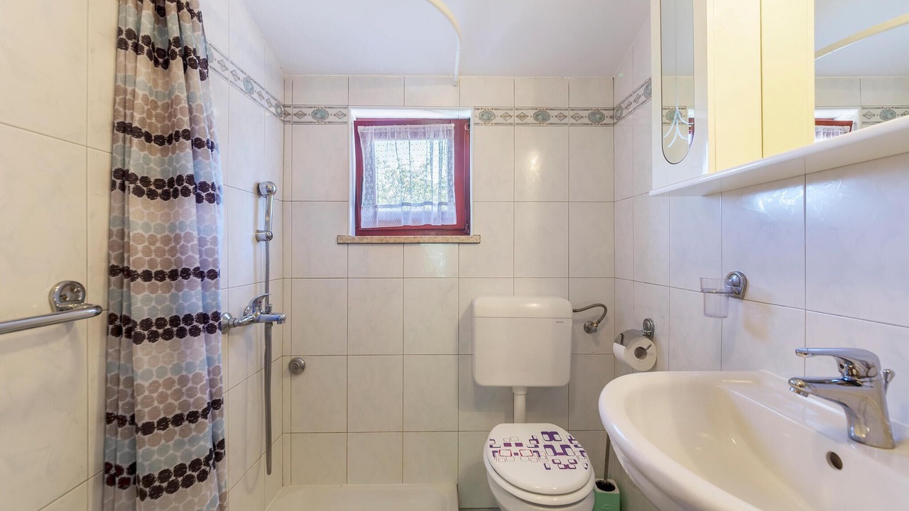 Photo of Bathroom in Rogocana