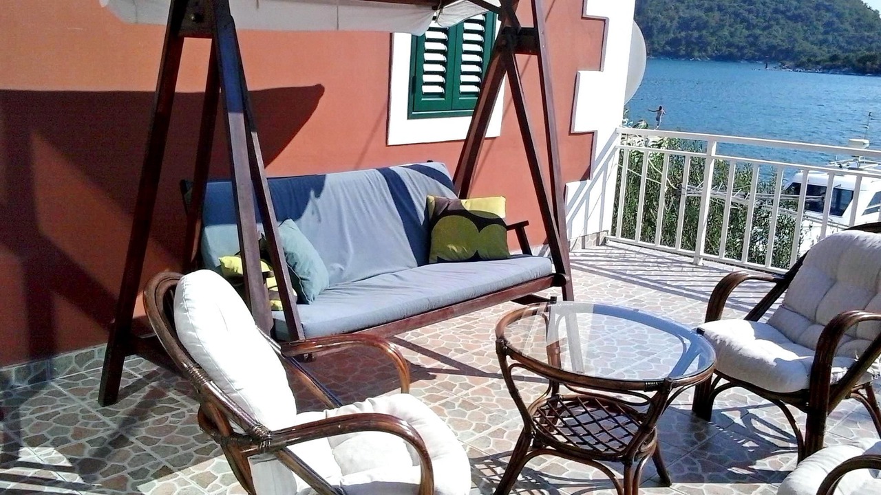 Photo of Outdoor in Blace
