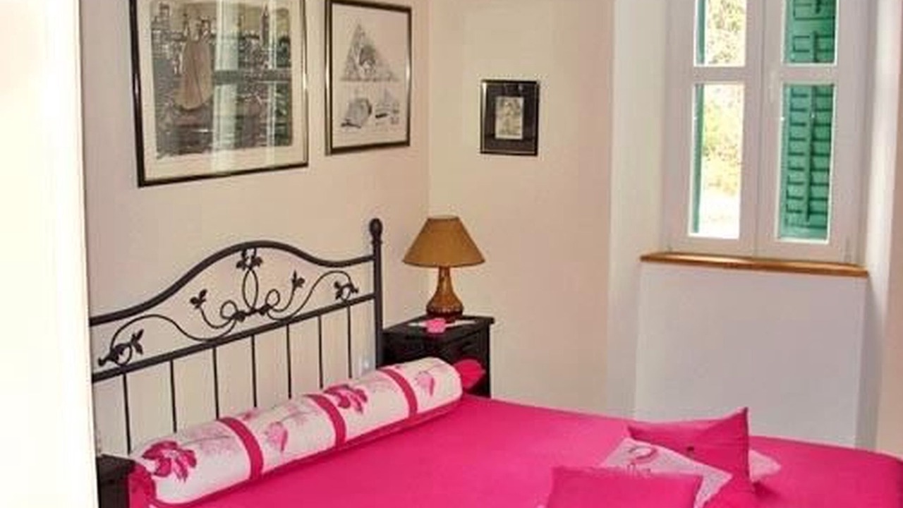Photo of Bedroom in Blace