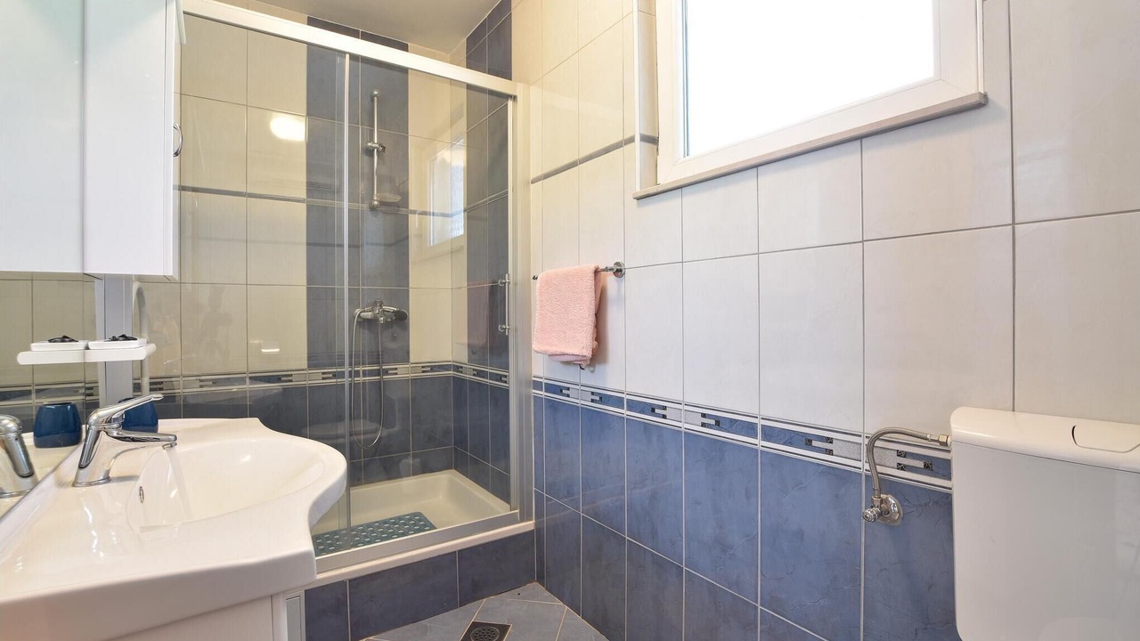 Photo of Bathroom in Dicmo