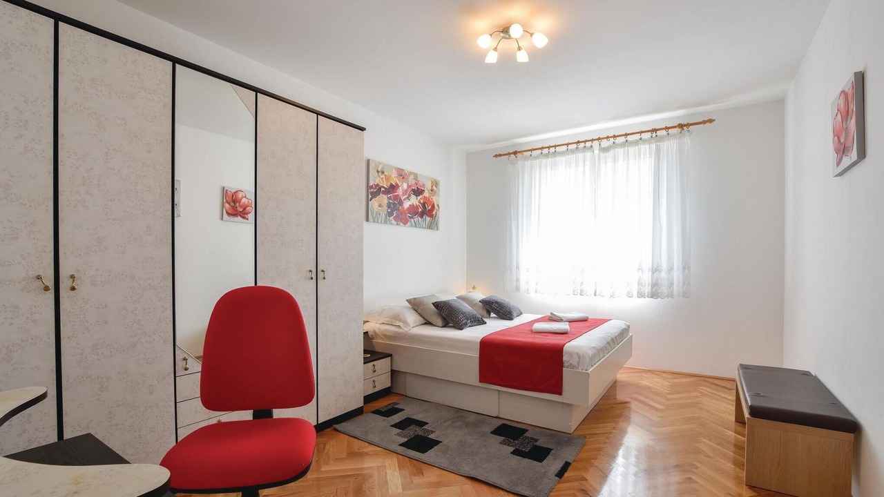 Photo of Bedroom in Dicmo