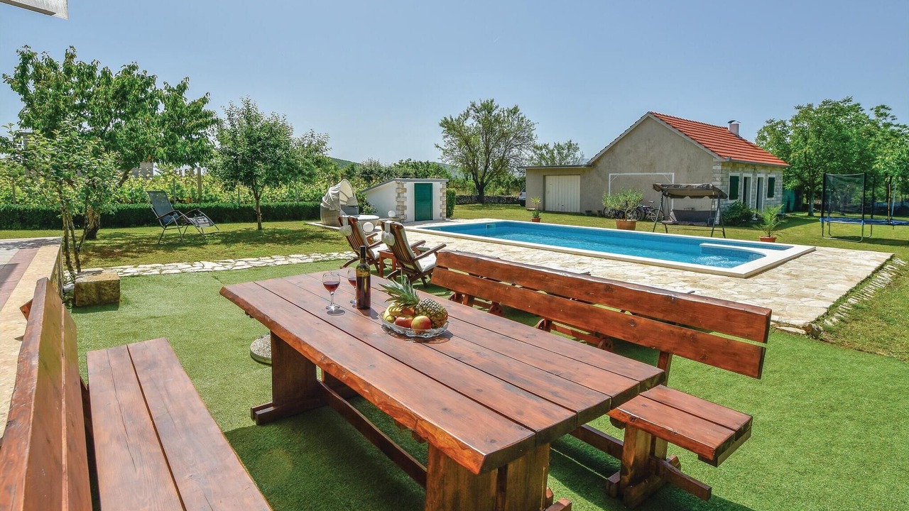 Photo of Outdoor in Dicmo