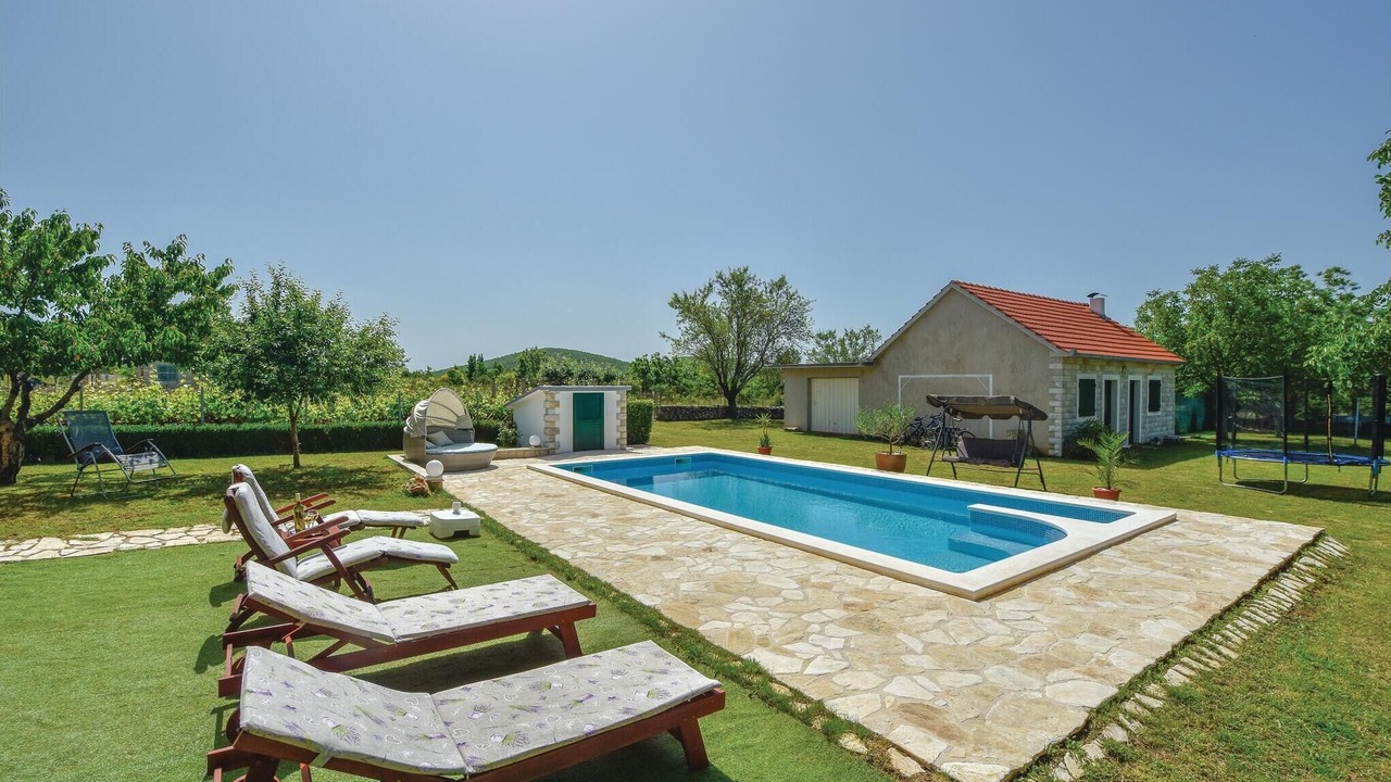 Photo of Outdoor in Dicmo