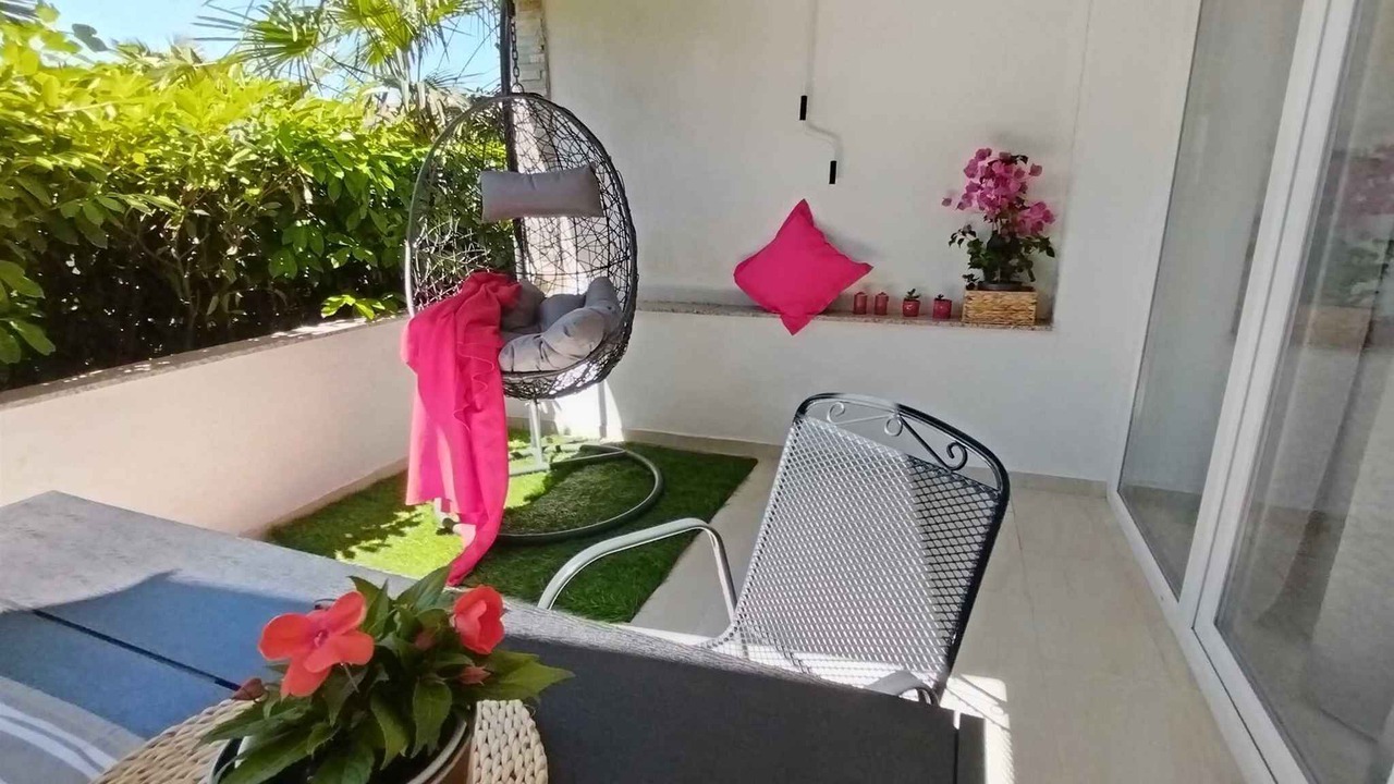 Photo of Patio Balcony in Milcetici