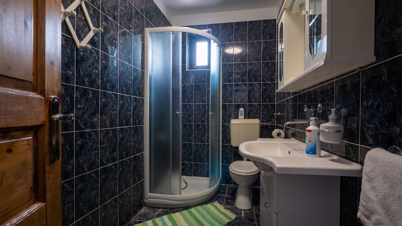 Photo of Bathroom in Mandre
