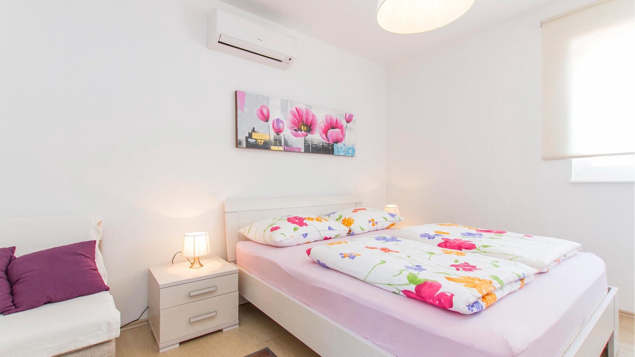 Photo of Others in Snasici