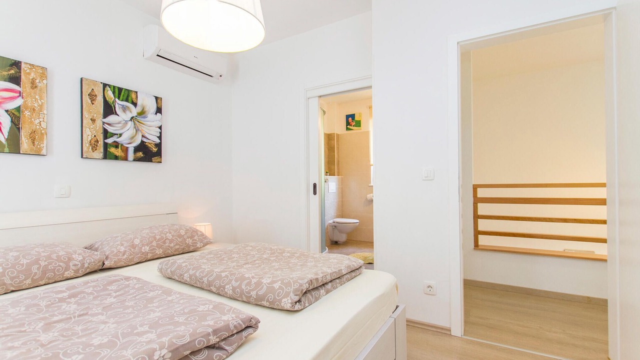 Photo of Others in Snasici