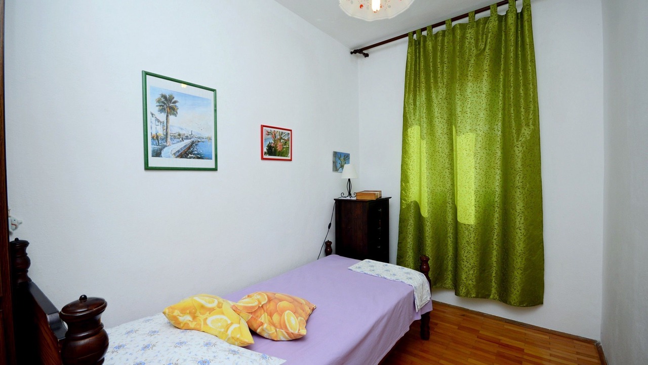 Photo of Bedroom in Okrug Gornji