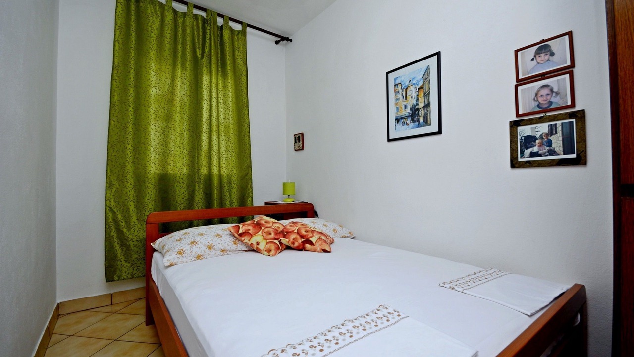 Photo of Bedroom in Okrug Gornji