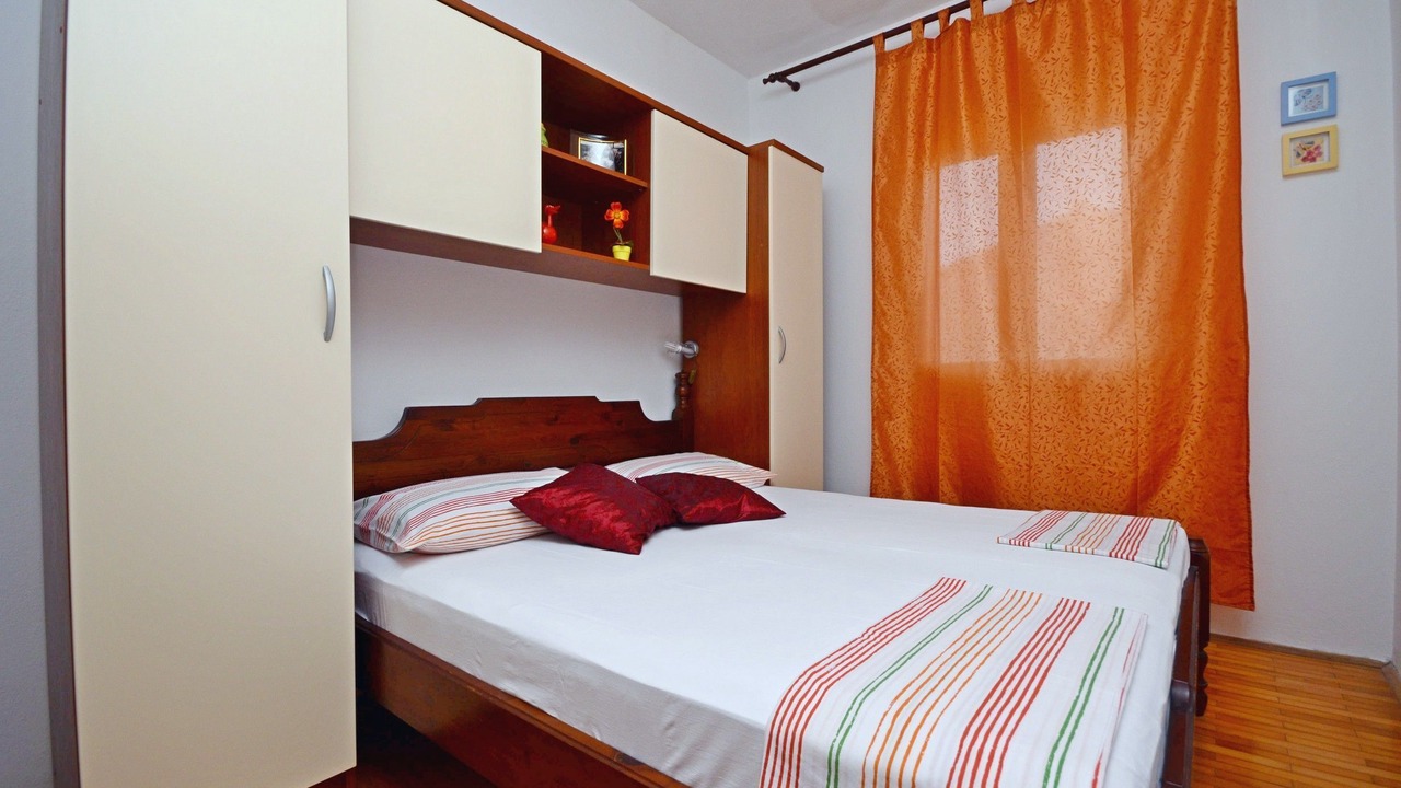 Photo of Bedroom in Okrug Gornji
